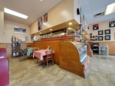 Vesuvio's Pizzeria