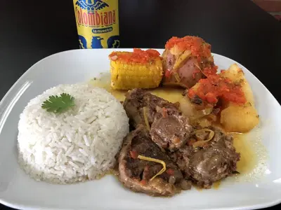Tutti Frutti y Mas
