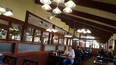 Golden Corral Buffet & Grill
