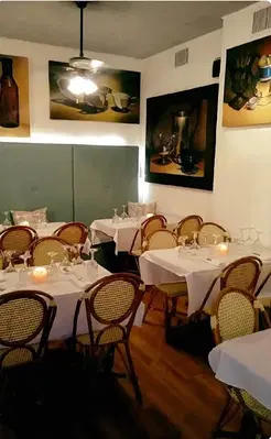 Le Bistro