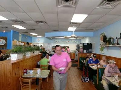 Peach's Restaurant - Bee Ridge