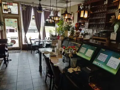 Sawaddee Thai & Sushi Restaurant