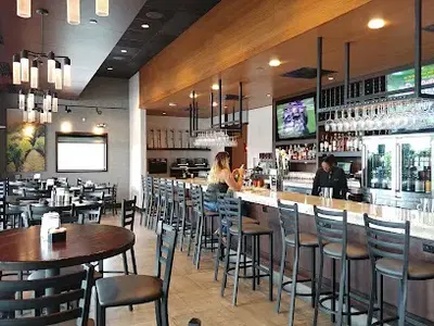 Cooper’s Hawk Winery & Restaurants