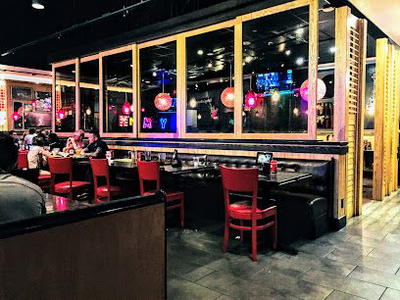 Red Robin Gourmet Burgers and Brews