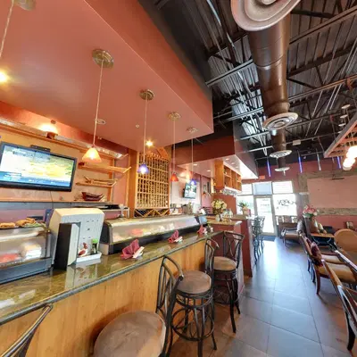 Roy's Sushi Thai & Grill