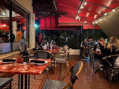 Two Brothers Pizzeria & Restaurant