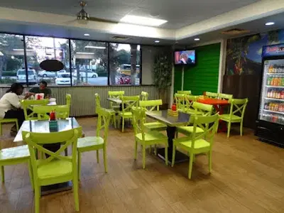 The Dutch Pot Jamaican Restaurant - Lauderdale Lakes