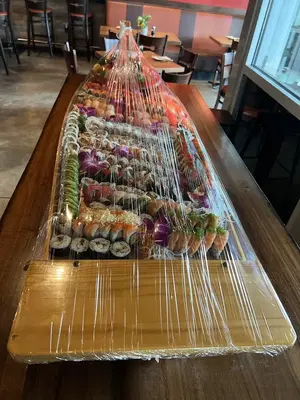Zoyuz Sushi and Bowl Restaurant