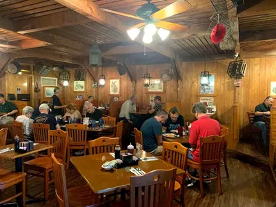 Tom Sawyer's Restaurant