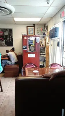 Derry's Family Restaurant