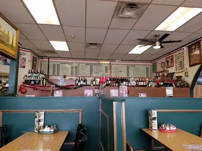 Ciro's Deli & Pizzeria