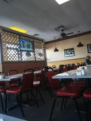 Monti's Italian Pizzeria Restaurant