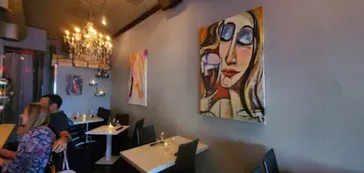 Vino Wine Bar & Kitchen