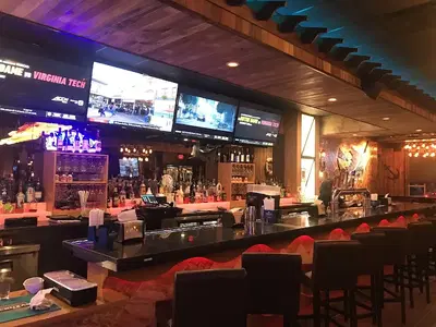 Hook & Reel Cajun Seafood & Bar