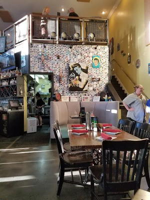 Ella’s Americana Folk Art Cafe