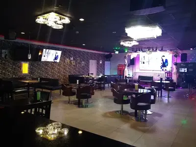MSMR Restaurant & Karaoke