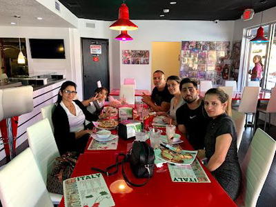 Farandula Pizzeria & Restaurant