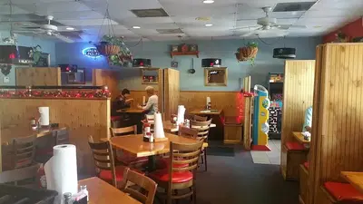Hogbodys Bar and Grill