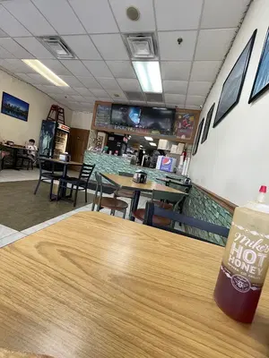 Stromboli's New York Pizzeria