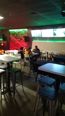 Tatas Kitchen & Bar