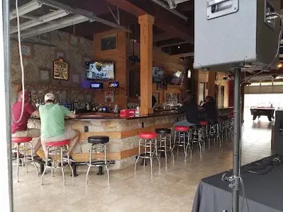 Sanford Avenue Tavern