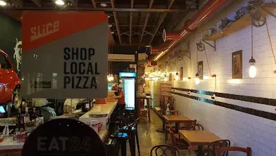 Pummarola Coral Gables Pizza Napoletana