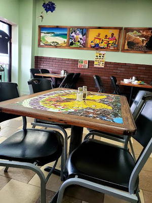 La Montaña Restaurant & Bakery