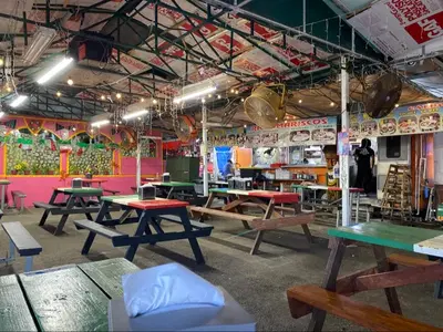 El Tacazo Taco Shop