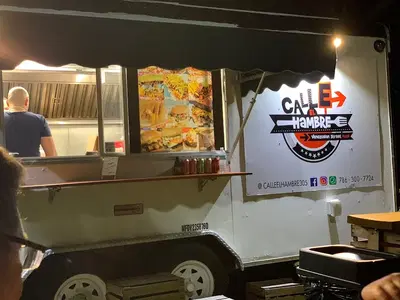 Calle El Hambre 305