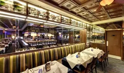 Billy's Stone Crab Hollywood