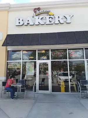 Pinecrest Bakery - Homestead