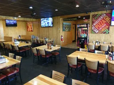 Hungry Howie's Pizza & Salad Bar