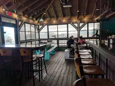 Beachside Seafood Restaurant & Market