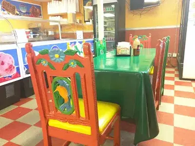 Antojitos La Mexicana