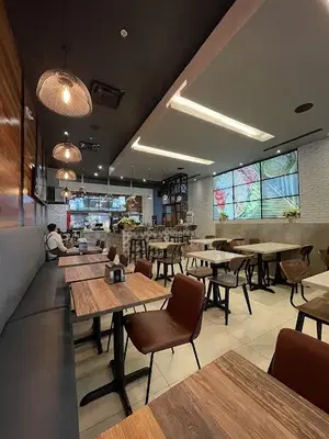 Luka Restaurant and Coffee
