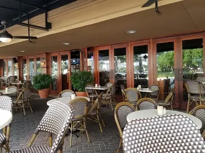 Porterhouse Bar and Grill