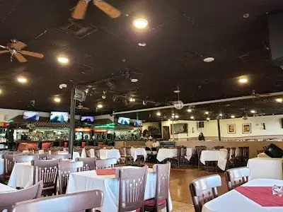 Los Portales Restaurant & lounge