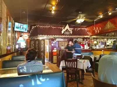 Golden Thai Restaurant