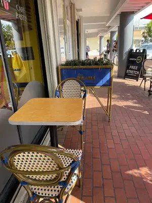 Cafe Pastis