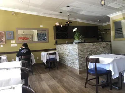 Wu’s Kitchen & Wines