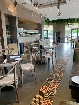 Rossini Bar & Grill