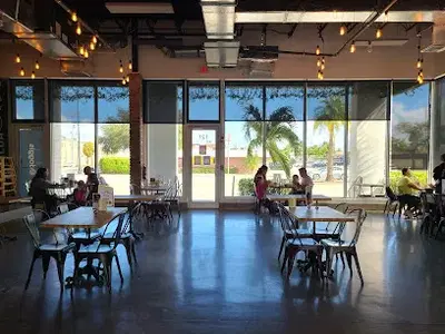 Doggi's Arepa Bar