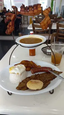 Restaurante colombiano aventura