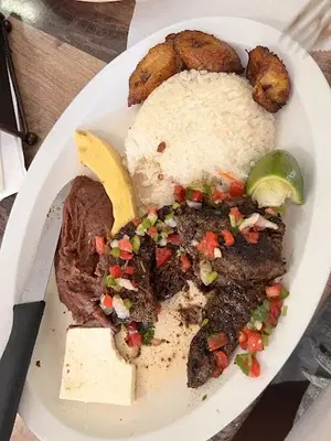 Andrea's Cafeteria