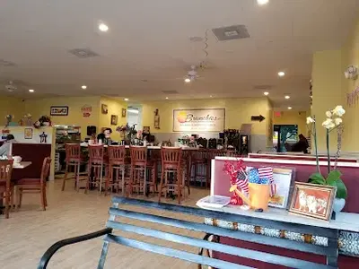 Brunchies Breakfast, Brunch & Lunch