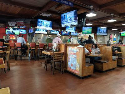Hooters