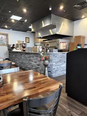 Lil Vinny's Pizza and Pasta