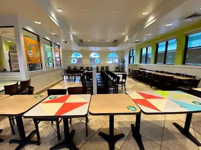 Pollo Tropical