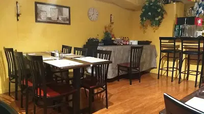 Heidi's Island Bistro