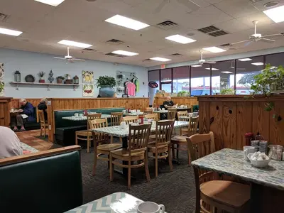 Peach's Restaurant - University